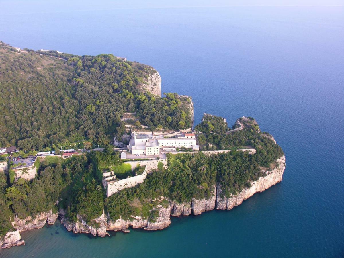 B&B Lineablu Formia Luaran gambar