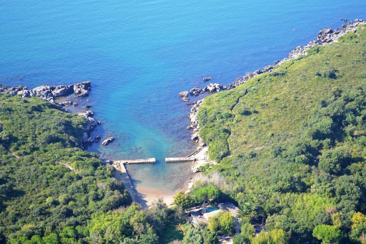 B&B Lineablu Formia Luaran gambar