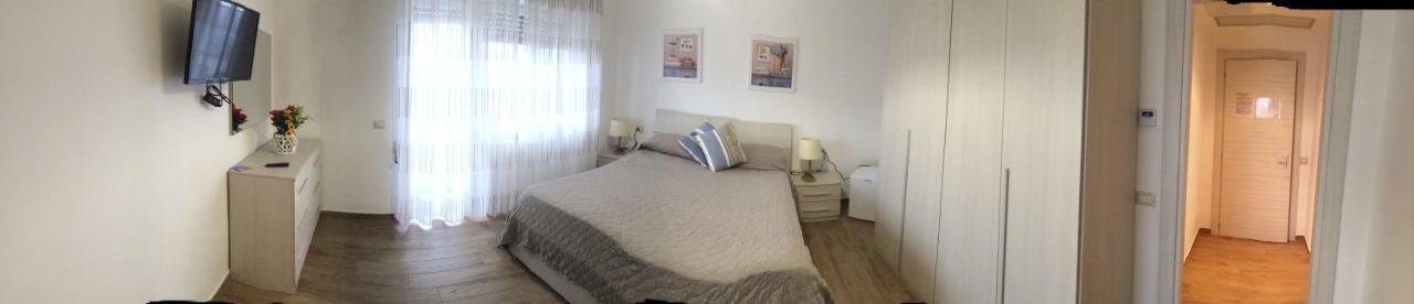 B&B Lineablu Formia Luaran gambar